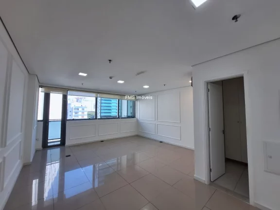 Imagem Sala com 25m2 no Centro - SP