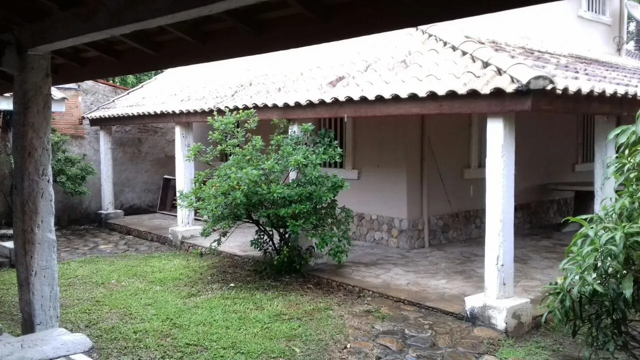 Imagem Casa à venda 3 Quartos, 1 Vaga, Pedrinha, Guaratinguetá - SP