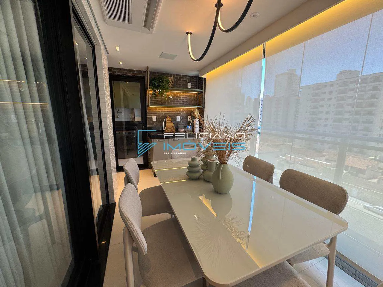 Imagem Apartamento com 2 quartos, Guilhermina, Praia Grande - R$ 1.03 mi, Cod: 6859