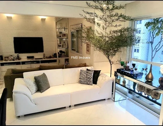 Foto do imóvel Apartamento de luxo em Vila Andrade, São Paulo-SP: 4 quartos, 3 suítes, 3 salas, 5 banheiros, 3 vagas de garagem, 130m².