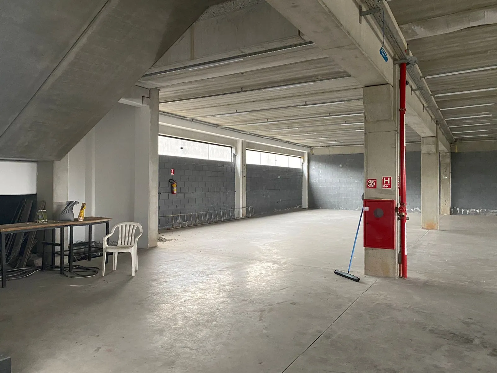 Imagem Oportunidade Única: Venda de Espetacular Prédio Industrial em Sorocaba