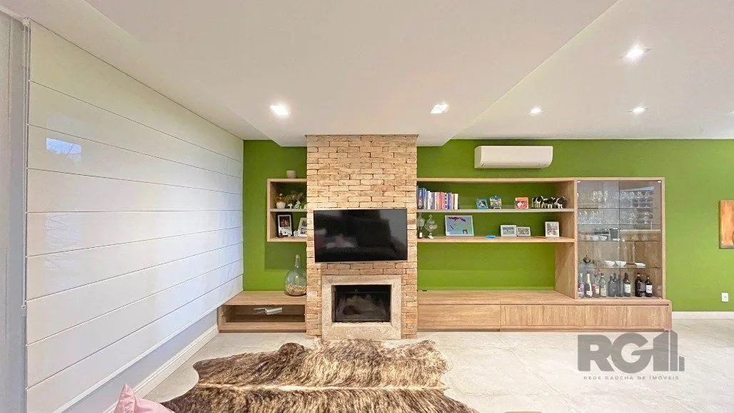 Imagem Ótima Casa a venda no bairro Espírito Santo com 3 suítes mobiliada por: R$900.000,00
