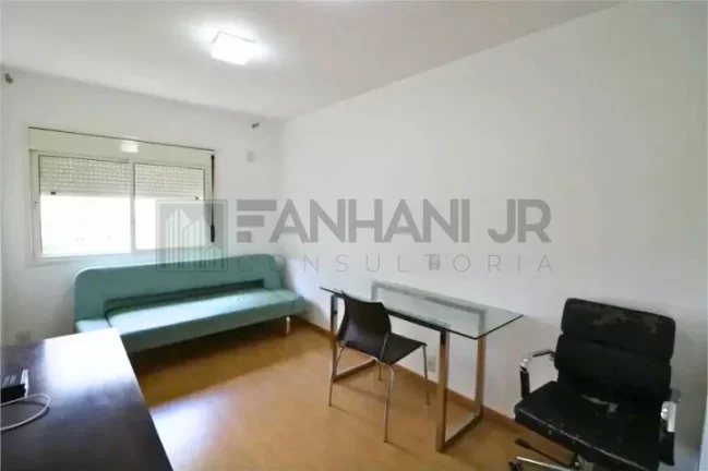 Imagem Espaçoso apartamento para locação em Moema, São Paulo-SP: 4 quartos, 2 suítes, 3 salas, 5 banheiros, 2 vagas de garagem!