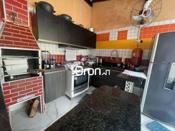 Imagem Casa com 2 dormitórios à venda, 150 m² por R$ 360.000,00 - Setor Comendador Walmor - Aparecida de Goiânia/GO