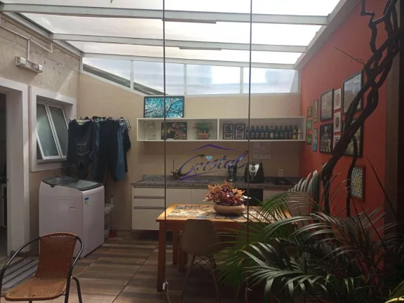 Imagem Excelente Casa na Granja Viana!