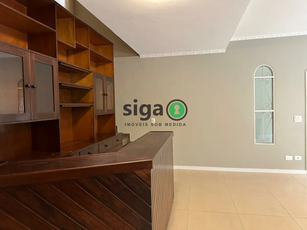 Imagem Sobrado á Venda - 250m², 4 quartos , 5 vagas na Vila Guarani (Zona Sul) !!