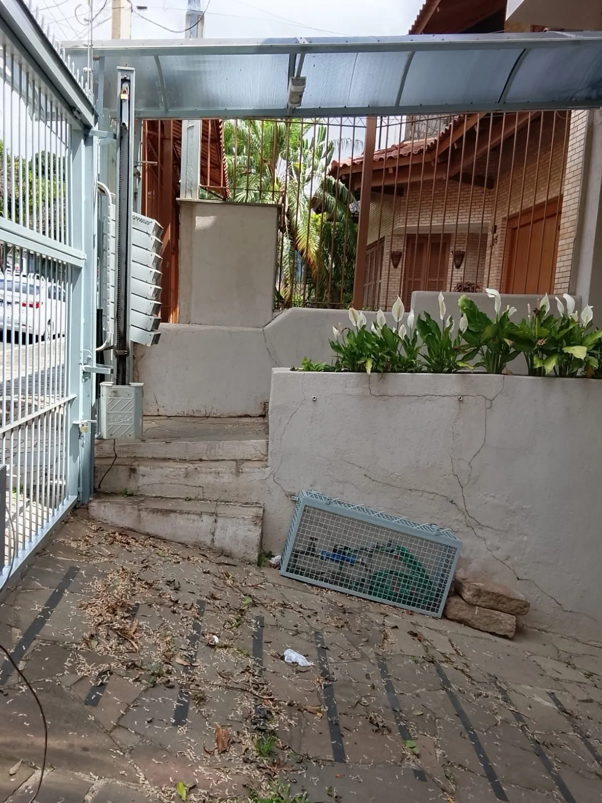 Excelente apto 2 dormitório recém reformado, vaga coberta e fechada - Vila Ipiranga