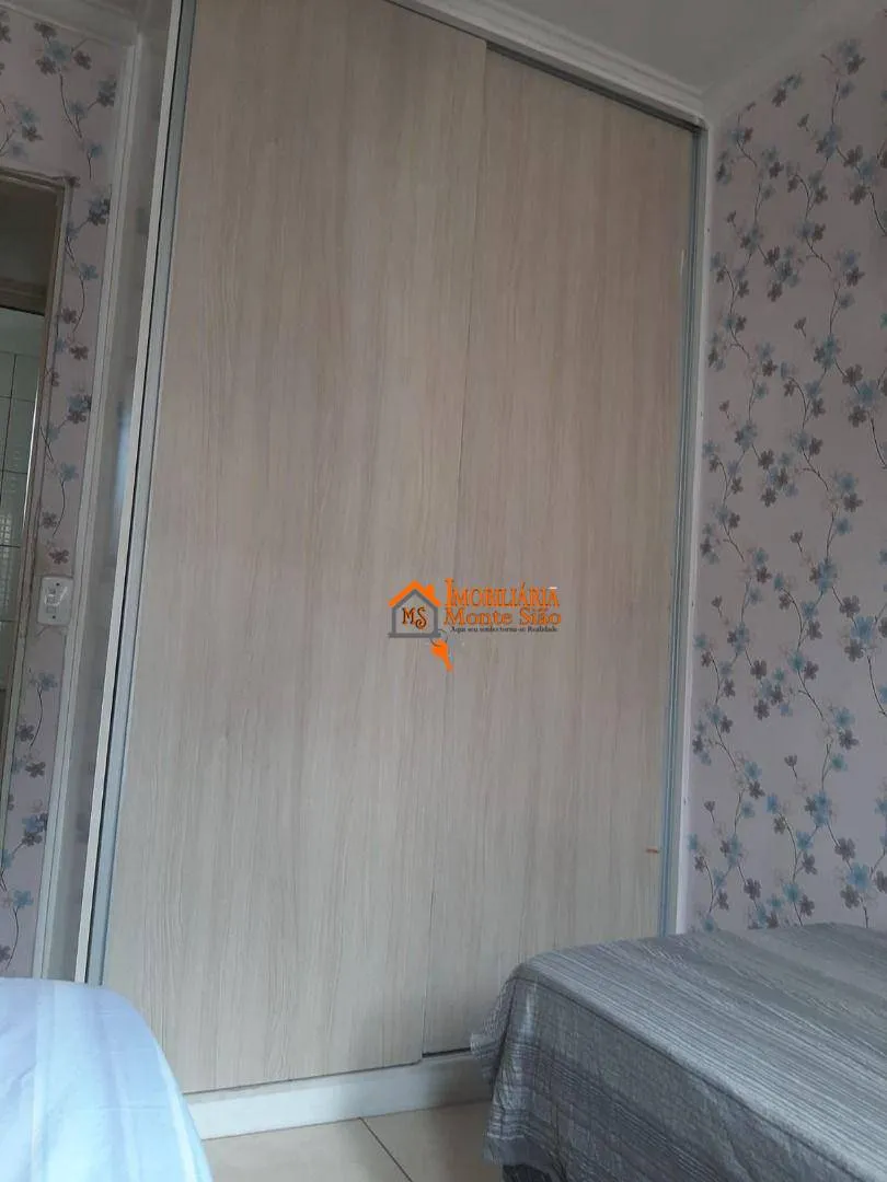 Imagem Apartamento com 3 dormitórios à venda, 56 m² por R$ 315.000,00 - Vila São Carlos - Itaquaquecetuba/SP