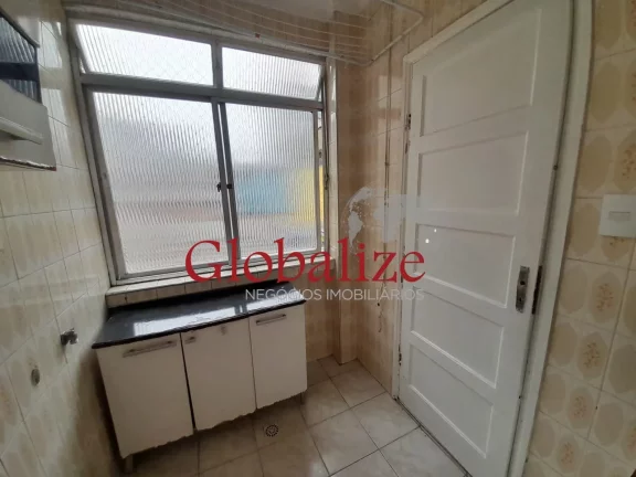 Imagem Apartamento com 3 dormitórios à venda R$ 447.000,00 no bairro Embaré em Santos-SP