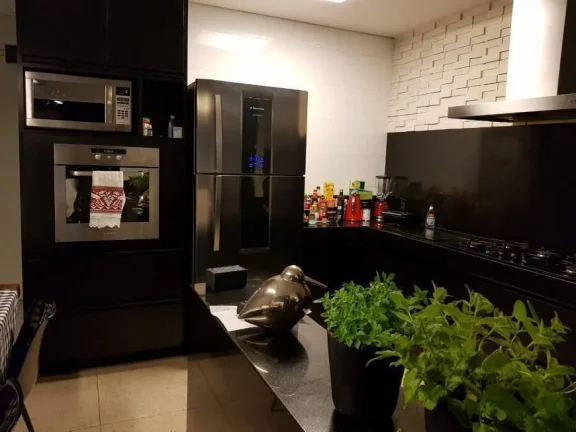 Imagem CASA 04 QUARTOS NO SANTA LUCIA, EXCELENTE OPORTUNIDADE!