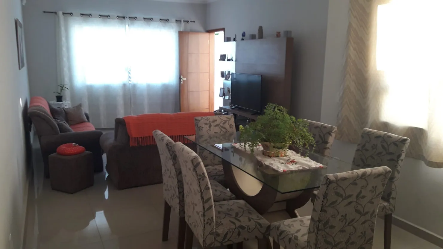 Imagem Casa à venda 3 Quartos, 1 Suite, 2 Vagas, 125M², Vila Rica, Pindamonhangaba - SP