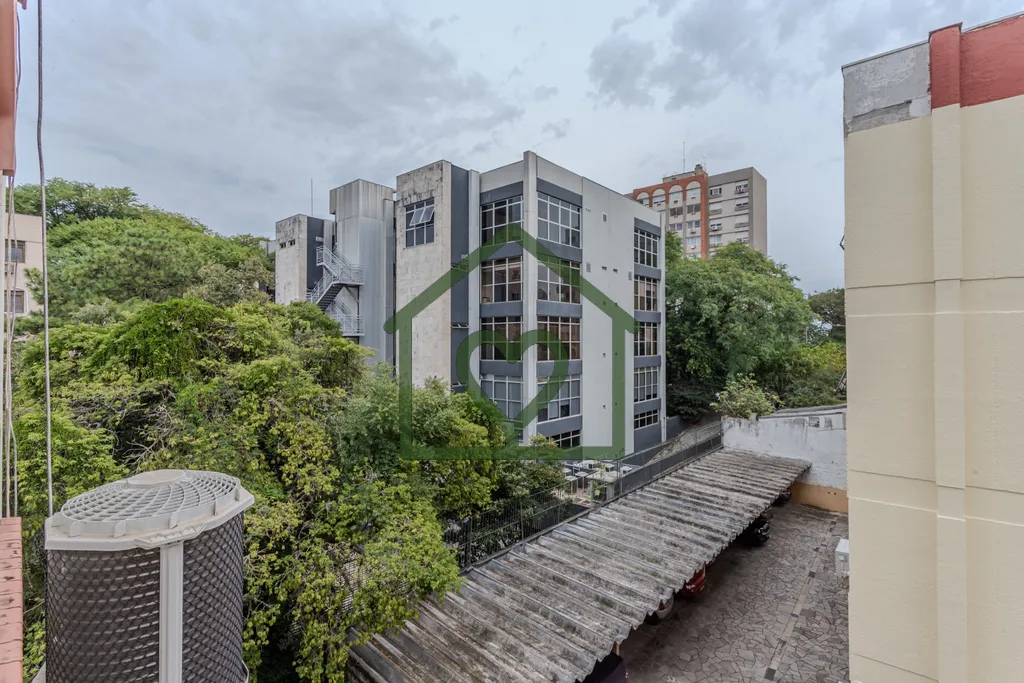 Imagem Apartamento com 71m² privativos, 2 dormitórios sendo 1 suíte, living para 3 ambientes, churrasque...