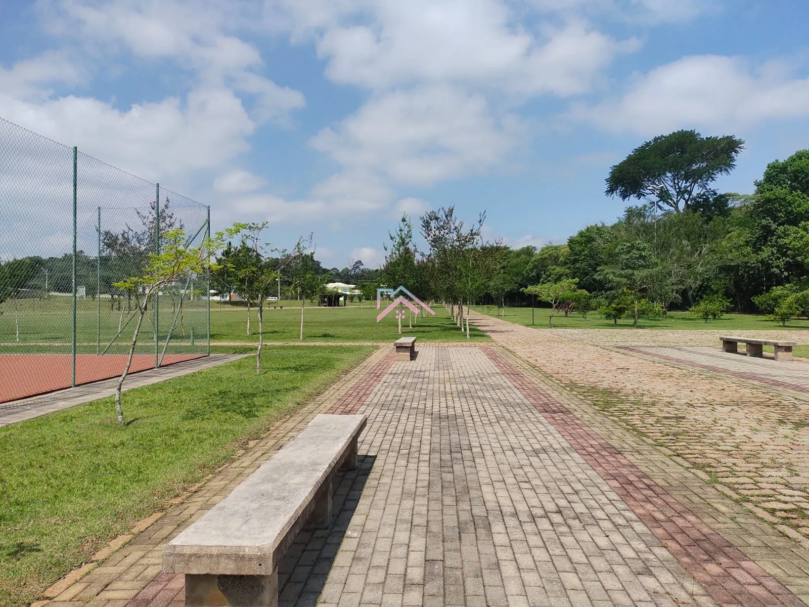 Imagem Terreno à venda Residencial Quinta do Pinhal - Excelente oportunidade de Negócio - Bairro Jacaré - C