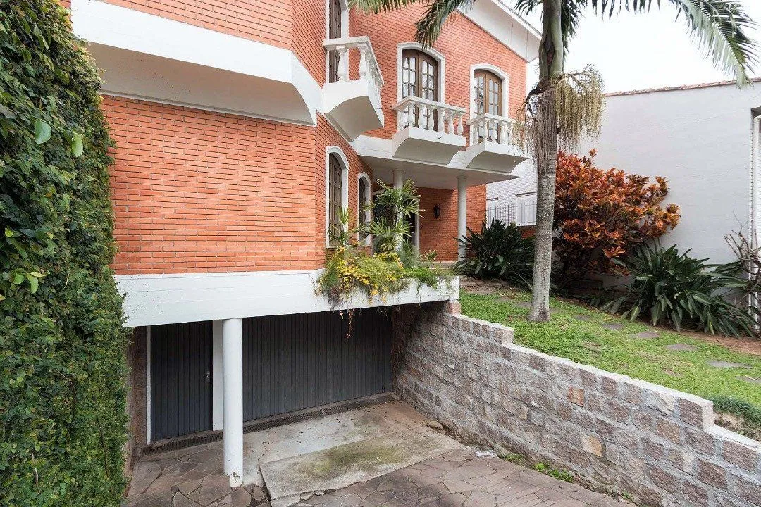 Imagem Casa para Venda - 430m², 4 dormitórios, sendo 1 suites, 5 vagas - Cristal