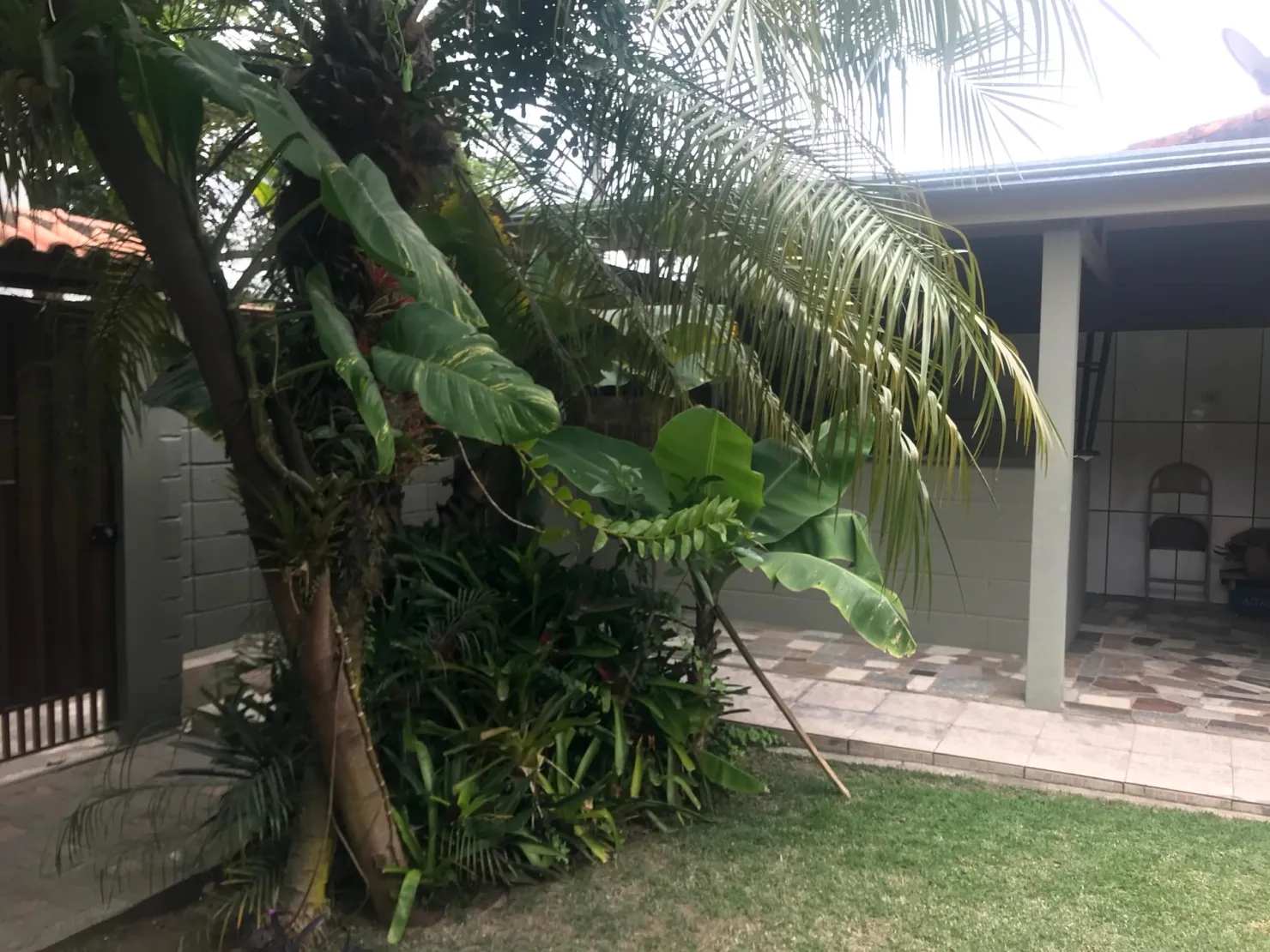 Imagem Casa à venda 2 Quartos, 5 Vagas, 250M², Conjunto Residencial Araretama, Pindamonhangaba - SP