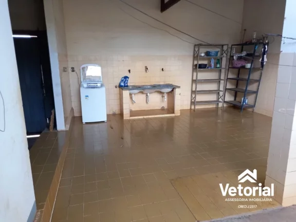 Imagem Casa com 6 dormitórios no Bairro JK - Barreiras-BA