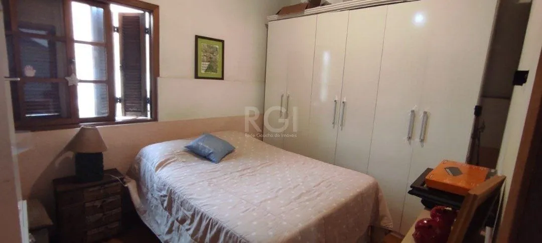 Imagem Casa para Venda - 250m², 3 dormitórios, sendo 1 suites, 2 vagas - Ipanema