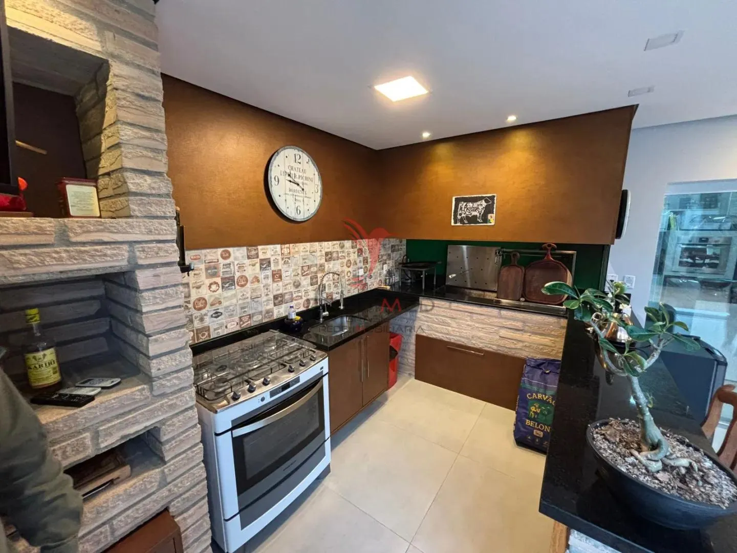 Imagem VIVER COM ELEGÂNCIA: CASA DE ALTO PADRÃO NO VEREDAS ALTOS DO LARANJAL