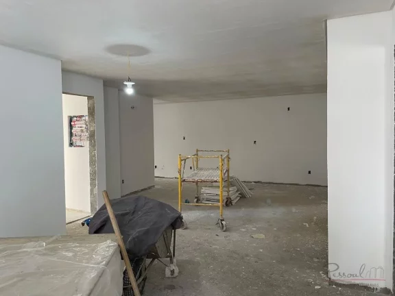 Imagem Este apartamento garden à venda em Jurerê oferece uma localização privilegiada, próximo à prai...