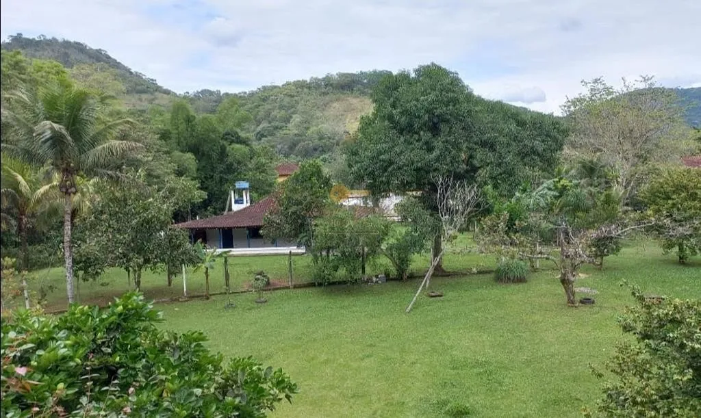 Imagem Sítio para Venda em Guapimirim / RJ no bairro Parada Modelo