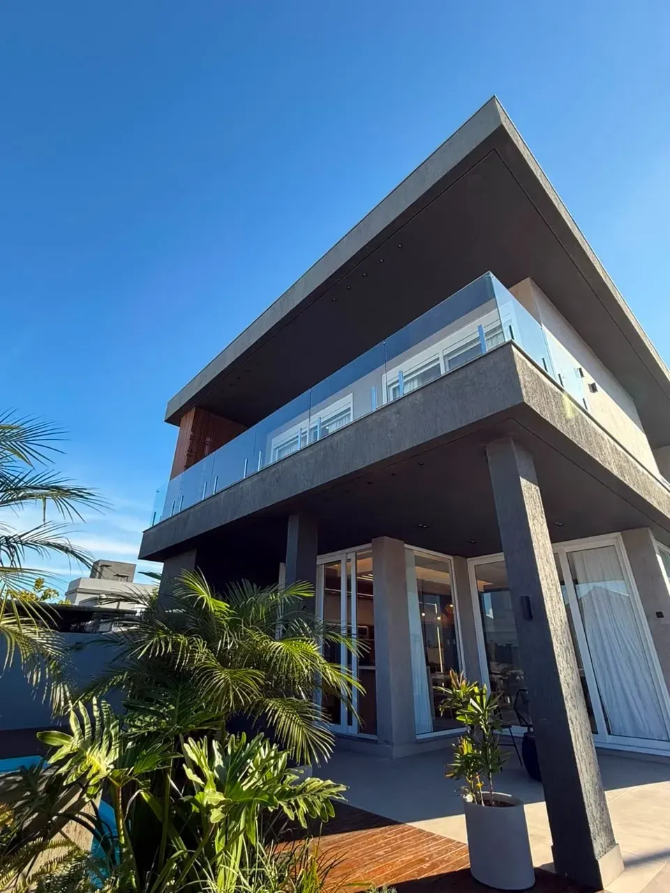 Imagem Sobrado com 4 Quartos à Venda, 290 m² em Capão novo  - Capão da canoa 