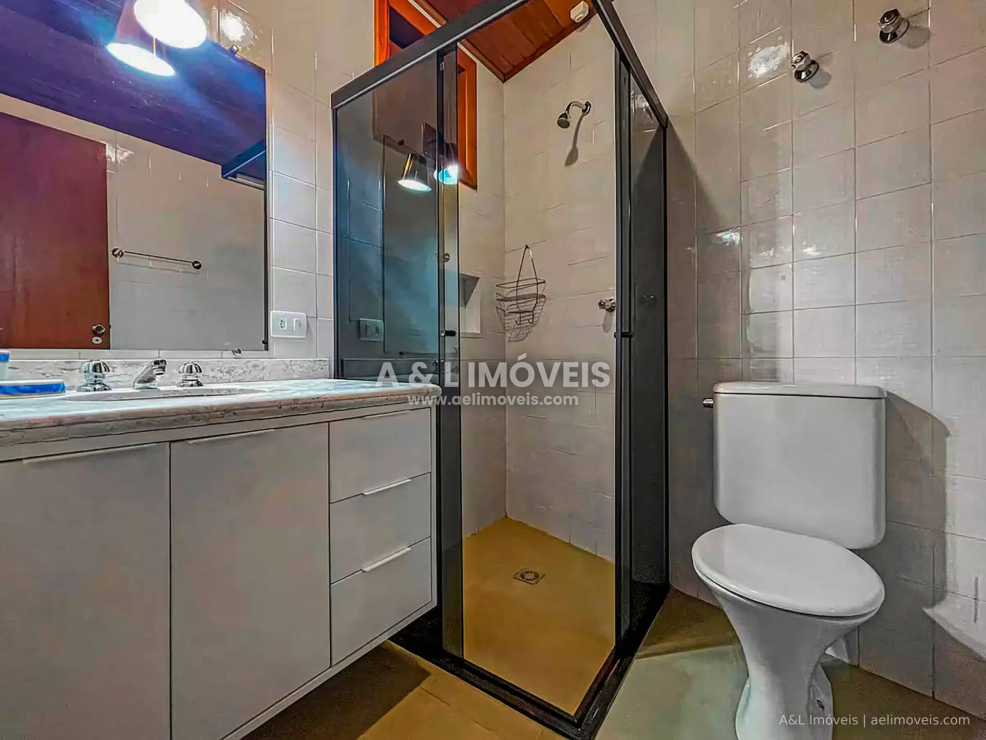 Imagem Cobertura Duplex à Venda | Capivari, Campos do Jordão - 3 Suítes e Lareira