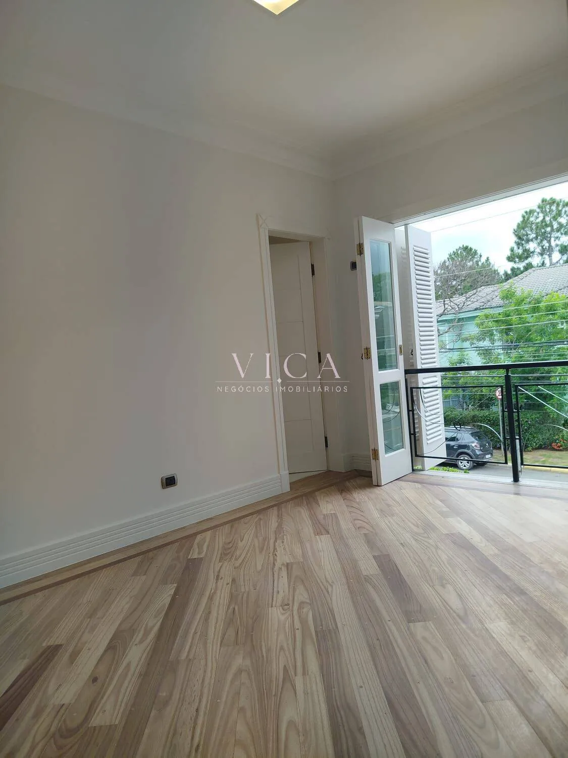 Imagem Casa para venda com 4 dormitórios, 450m2 - por R$ 3.900.000 - Alphaville