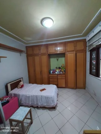 Imagem Casa à venda no bairro Atalaia | 4 quartos, 2 suítes | 310m² | Rua Pública - Consulte Agora!