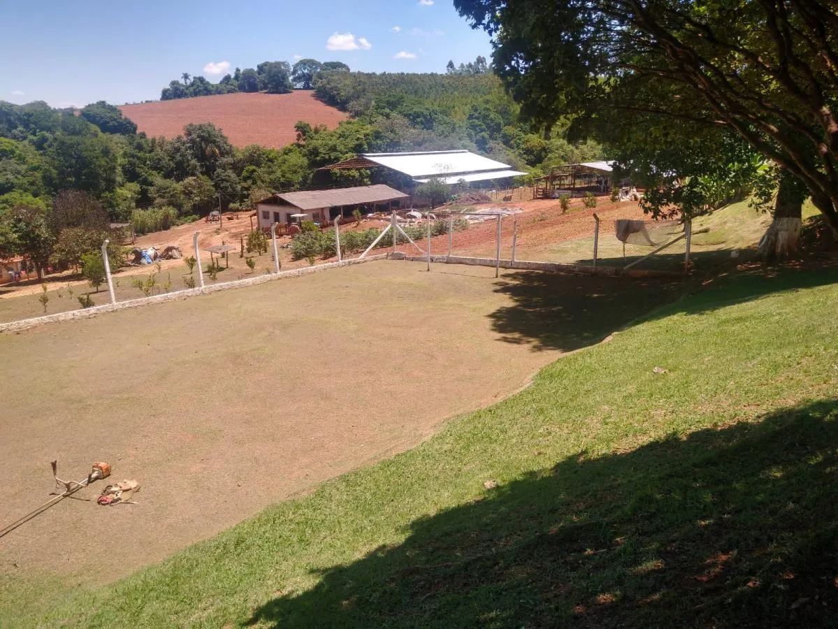 Imagem Sítio para Venda em Tuiuti, Rural, 3 dormitórios, 1 suíte, 4 banheiros, 10 vagas