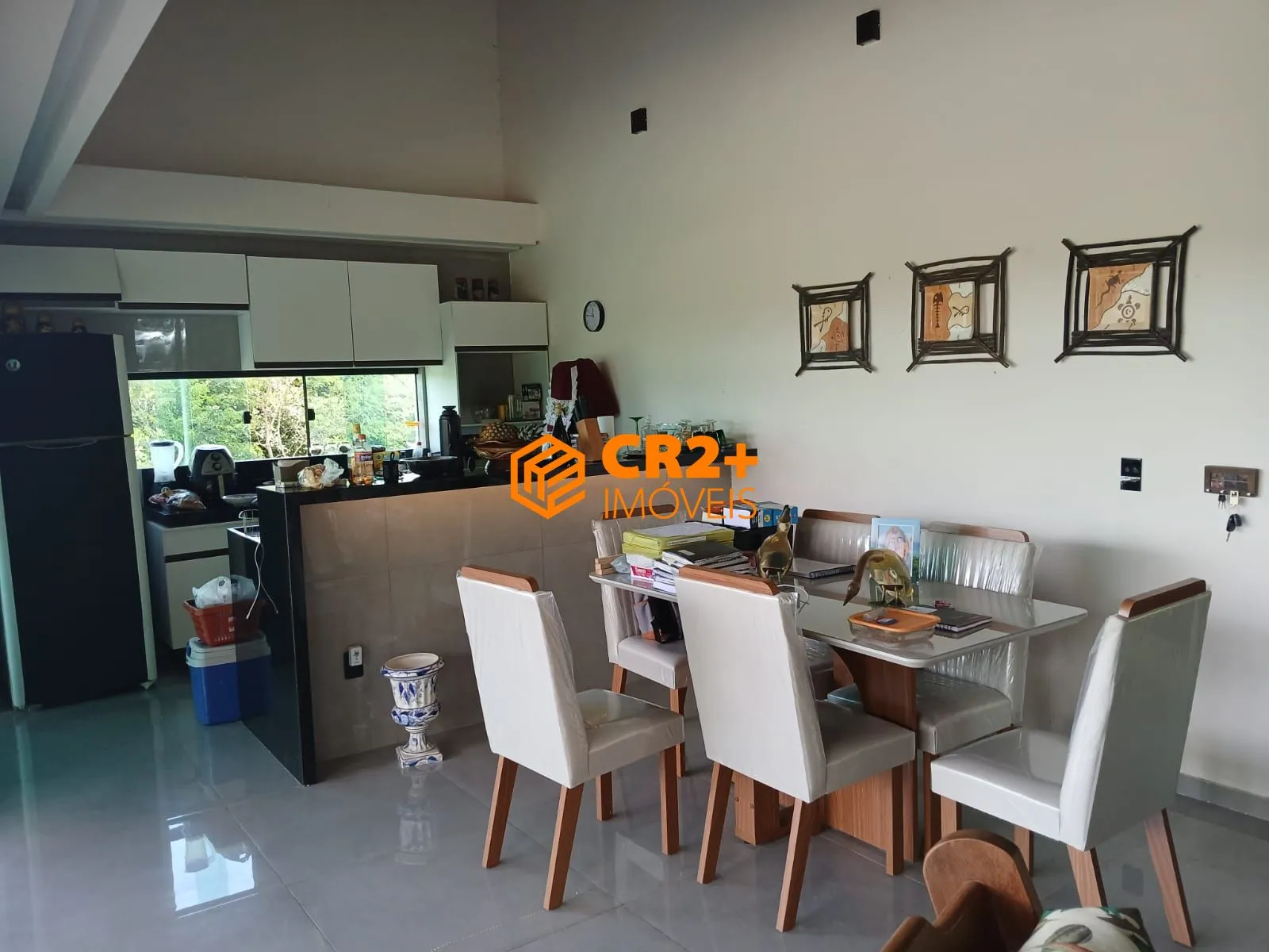 Imagem Casa com Piscina, 3 Suítes e 1.200m² - Condomínio Alameda dos Ipês | Bonança