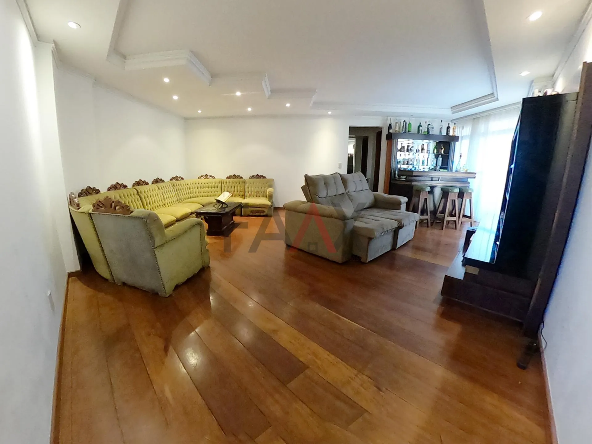 Imagem Apartamento à venda no Edifício Bourbon em frente ao Teatro Municipal no centro