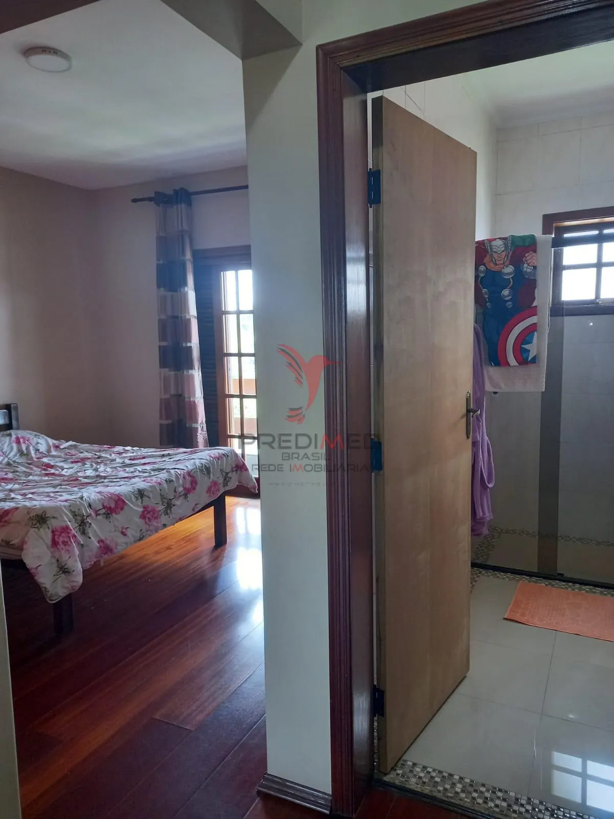 Imagem Casa semi-térrea no Condomínio São Fernando em Barueri