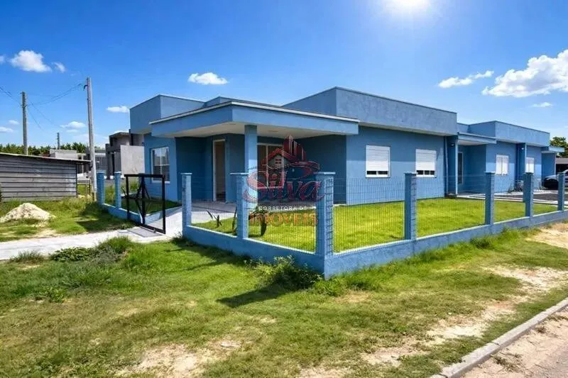 Imagem Casa 2 dormitórios com suíte em esquina