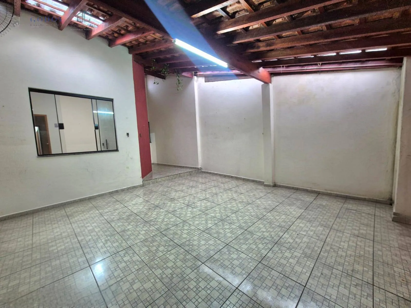 Imagem Excelente Casa no Mombaça com Suíte