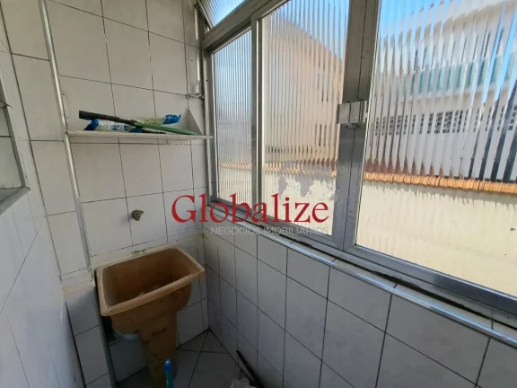 Imagem Apartamento a venda com 76m², 2 quartos, 1 banheiro por R$370.000,00 no Embaré em Santos