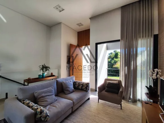 Imagem Imóvel de Alto Padrão, mobiliado com 3 Suítes no Ninho Verde I