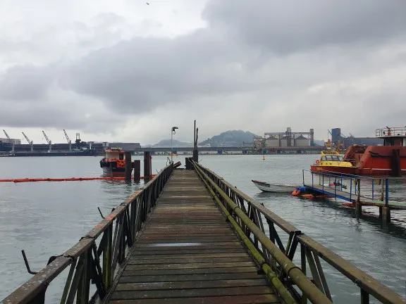 Imagem Galpão para Alugar, 2 m² em Jardim Cunhambebe (vicente De Carvalho) - Guarujá