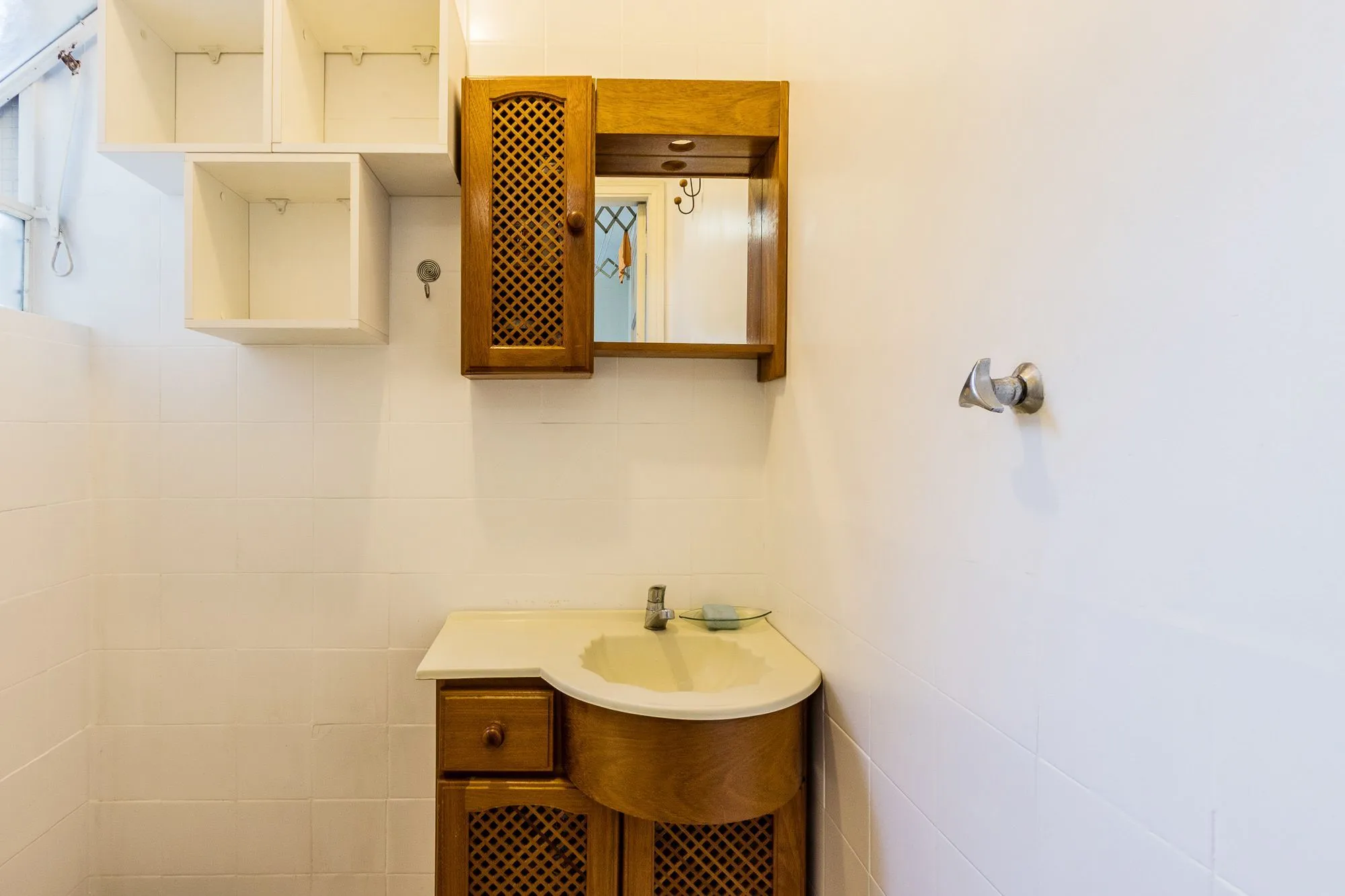 Imagem Oportunidade única: Apartamento com dois dormitórios e vaga de garagem à venda no coração do Bairro Higienópolis!