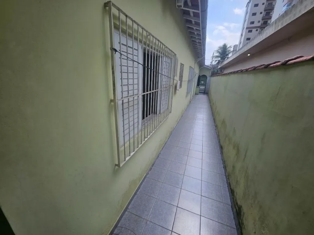 Imagem CASA COM 70,00 m² - AVIAÇÃO - PRAIA GRANDE SP