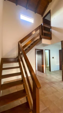 Imagem Casa à venda em Garopaba-SC, 2 quartos, 1 suíte, 1 vaga de garagem, 80m² - Jardim Panorâmico!