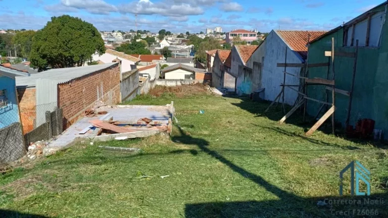 Imagem Terreno 605 m² pode construir Habitação Coletiva com 4 pav. 5 sobrados/casas no Xaxim em Curitiba PR