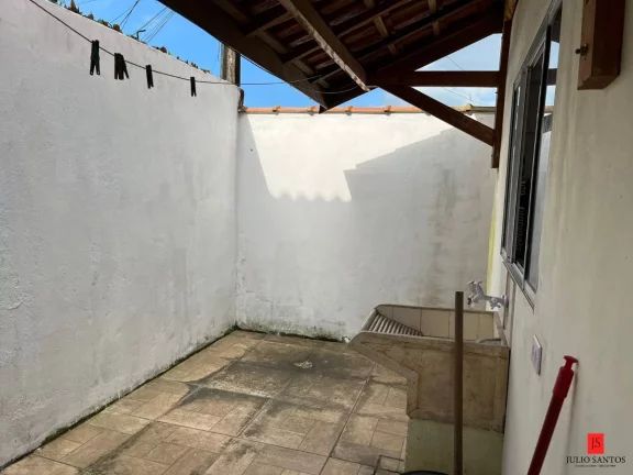 Imagem Casa Terrea de esquina semi nova