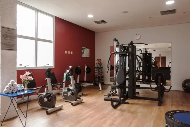 Imagem Flat disponível para venda no Comfort Suites Alphaville, com 30m², 1 dormitório e 1 vaga de garagem