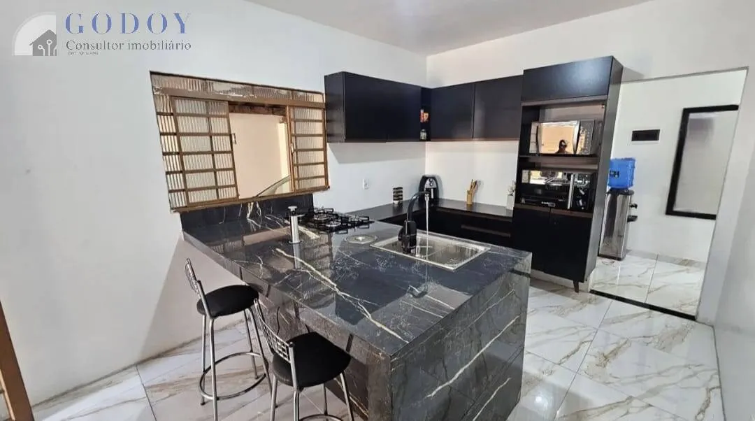 Imagem Casa moderna com 3 dormitórios, suíte, área gourmet e piscina aquecida