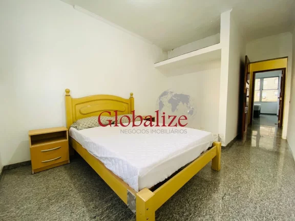 Imagem Lindo apartamento com 2 dormitórios no José Menino na quadra da praia no primeiro andar por R$ 586.000,00.