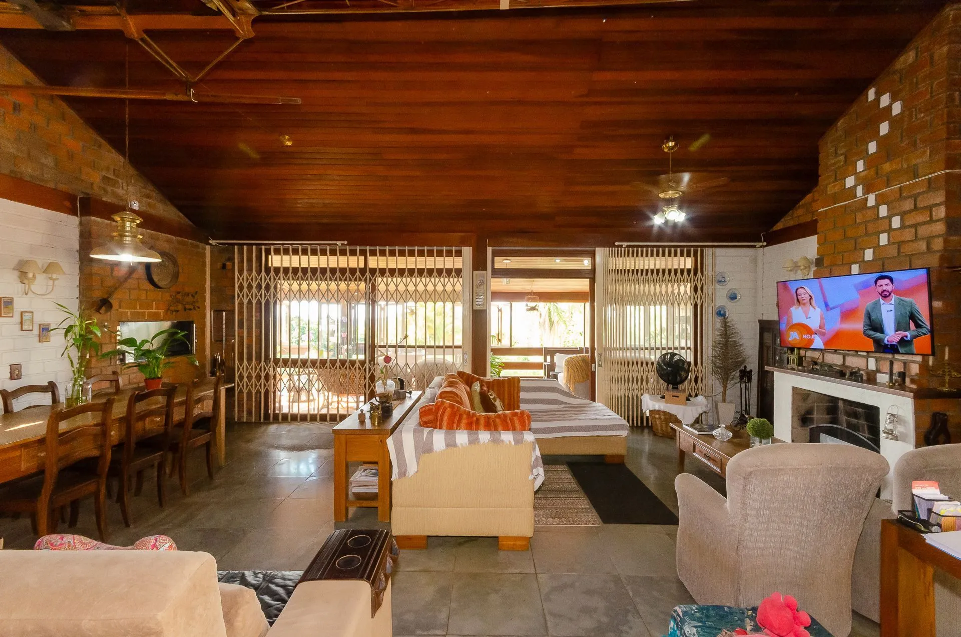 Imagem Casa Exclusiva na Zona Sul com Vista Panorâmica, Piscina e Poço Artesiano!