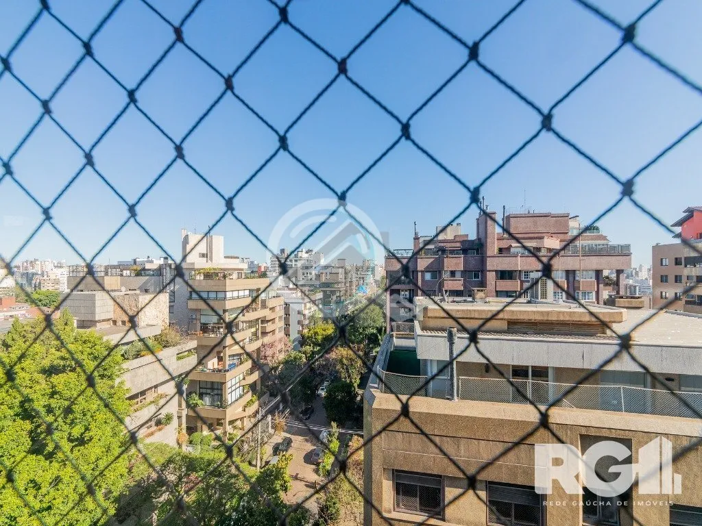 Imagem EXCLUSIVIDADE. Belíssimo apartamento com 245 m², mobiliado, com 3 suítes no bairro Moinhos de Ven...
