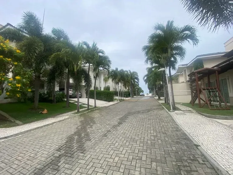 Imagem Casa de Condomínio com 4 Quartos à Venda, 400 m² em De Lourdes - Fortaleza