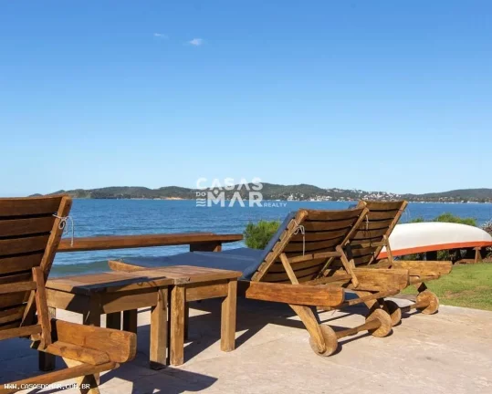 Imagem Casa Frente Mar para Temporada em Armação dos Búzios / RJ no bairro Rasa