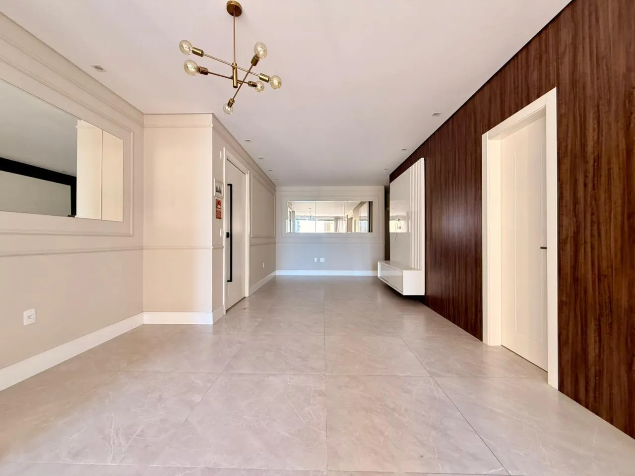 Imagem Apartamento à venda com 114m2 por R$ 2.990.000,00